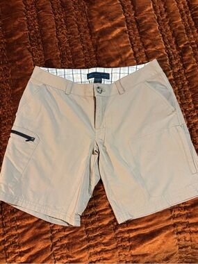 Eastern Mountain Sports Beige Women's Hybrid Cargo Shorts